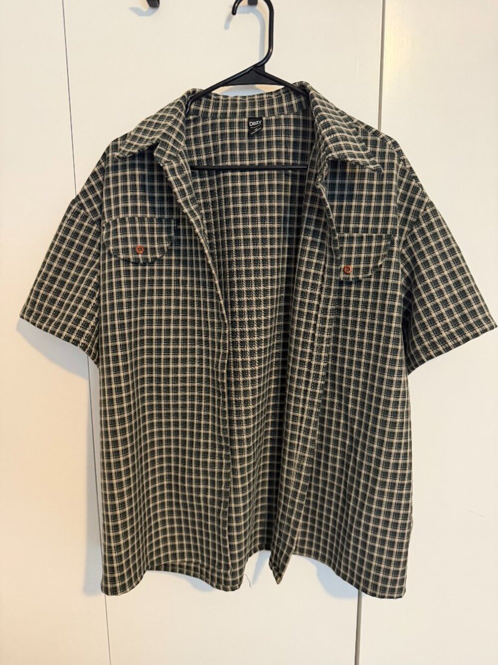 Dazy SHEIN Plaid Short Sleeve Button Up Shirt Green Gray - Medium